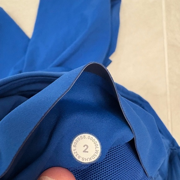 Lululemon Base Pace High-Rise Tight 25" in Symphony Blue Size 2 - Picture 3 of 11